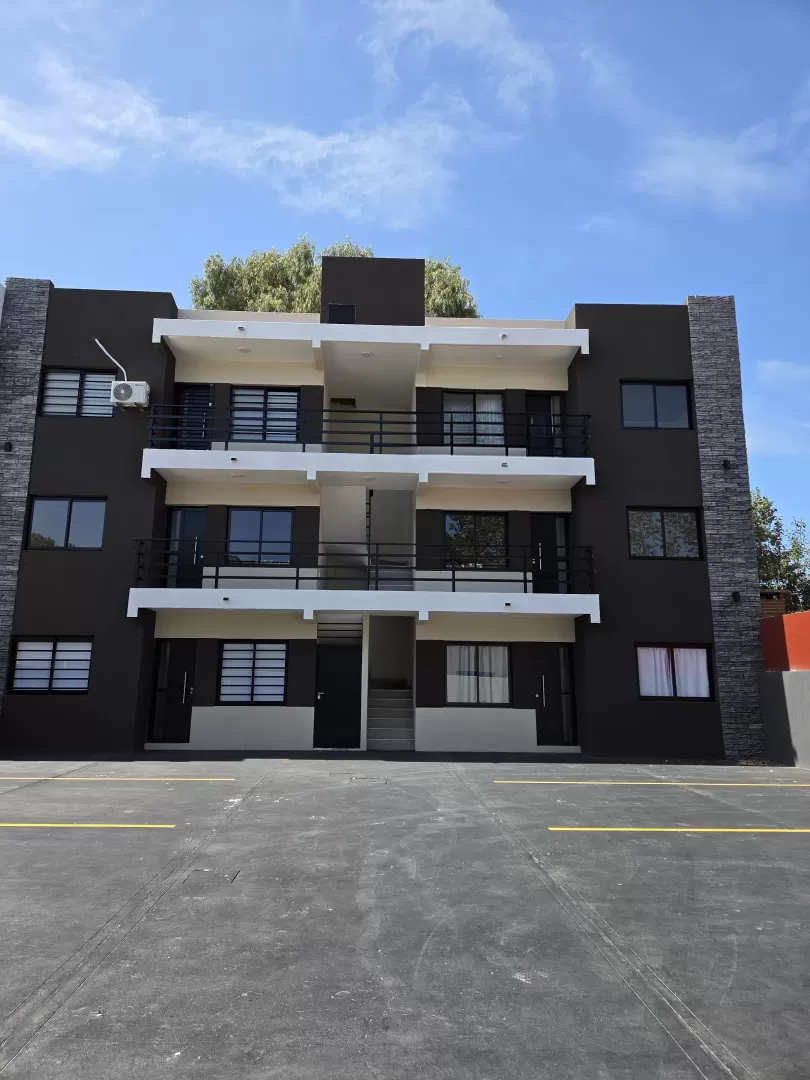 Departamento en Mar de Ajó - 3 amb. A estrenar parrilla y estacionamiento  (ID 91)